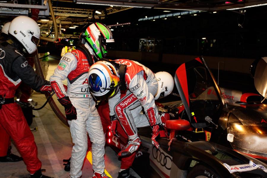  Audi R18 Le Mans 24hr 2012 года  (фото 13 из 43)
